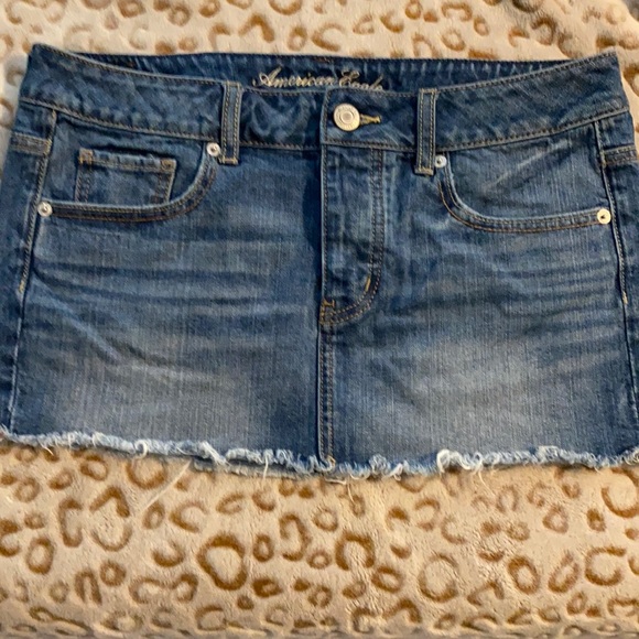 American Eagle Outfitters Dresses & Skirts - Size 6 American Eagle blue jean mini skirt